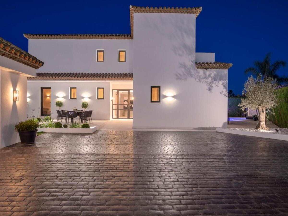 Vacation Marbella I Villa Lina, Golf Valley, Private Heated Pool, Jacuzzi, Close To The Marina Kültér fotó