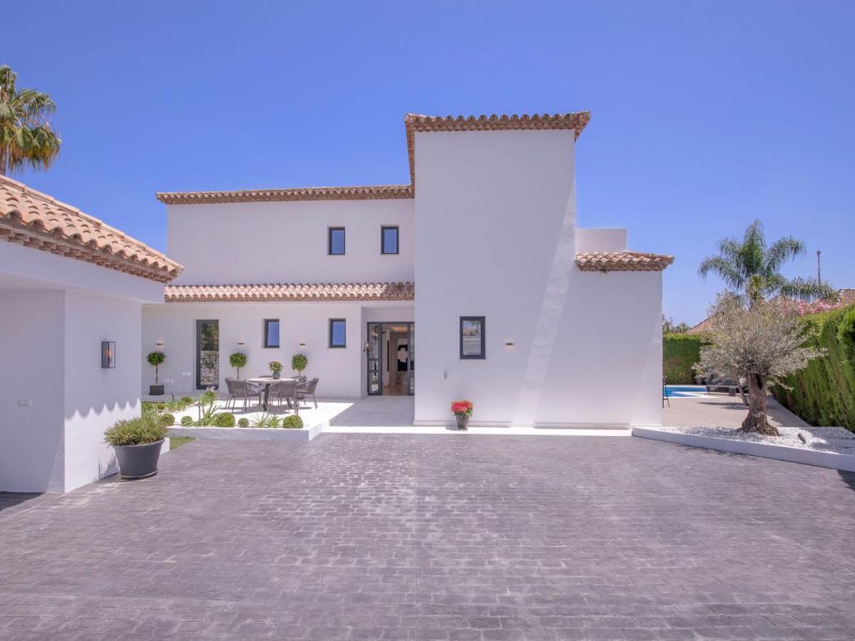 Vacation Marbella I Villa Lina, Golf Valley, Private Heated Pool, Jacuzzi, Close To The Marina Kültér fotó